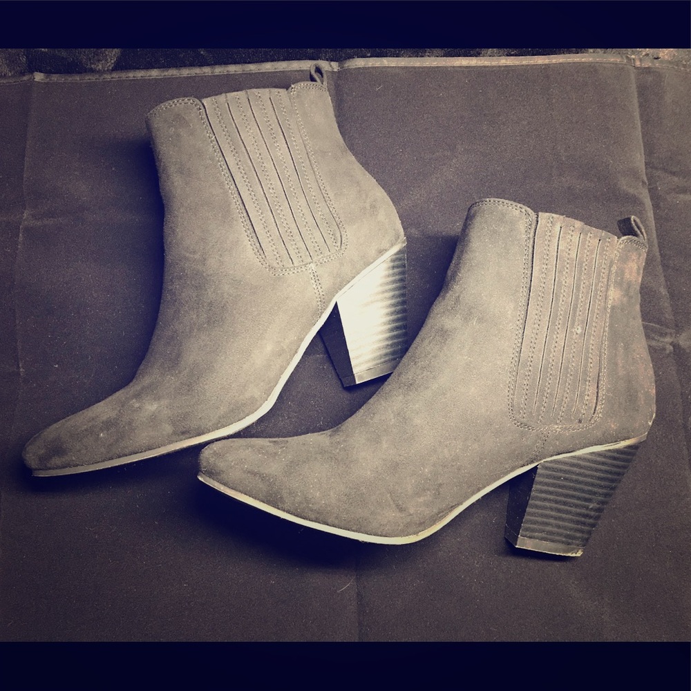 Booties 🖤